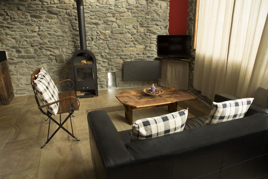 R De Rural - Casa Rural De Les Arnes انكامب الغرفة الصورة